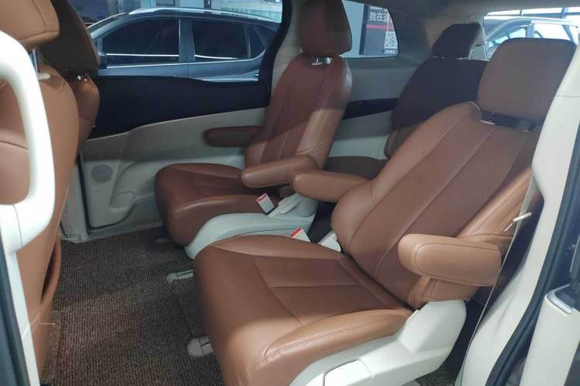 Used Buick GL8 2021 Land Cruiser Executive Class 652T Comfort Model Left Rear Seat