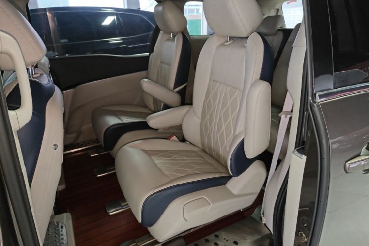 Used Buick GL8 2021 Land Cruiser Executive Class 652T Comfort Model Left Rear Seat