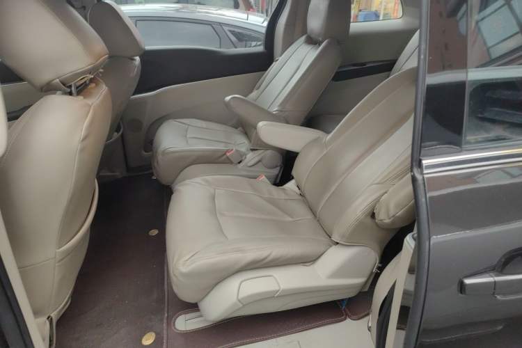 Used Buick GL8 2021 Land Cruiser Executive Class 652T Comfort Model Left Rear Seat