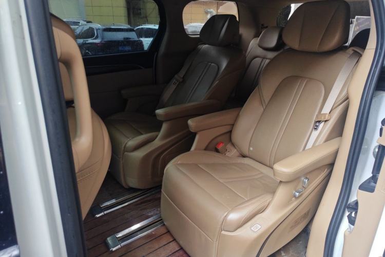 Used Buick GL8 2021 ES Landtrek 653T Luxury Model Left Rear Seat