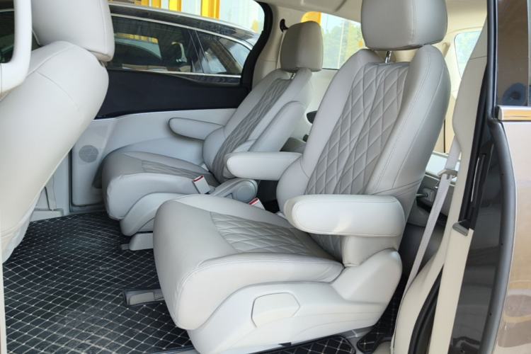 Used Buick GL8 2021 Land Cruiser Executive Class 652T Comfort Model Left Rear Seat
