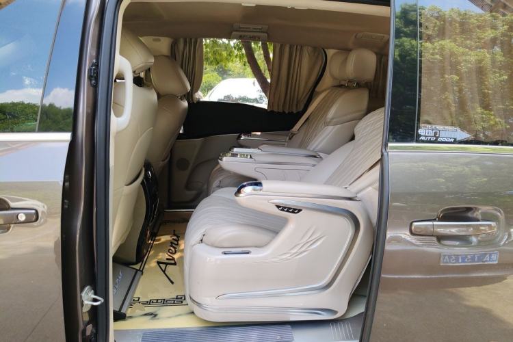 Used Buick GL8 2021 Land Cruiser Executive Class 652T Comfort Model Left Rear Seat