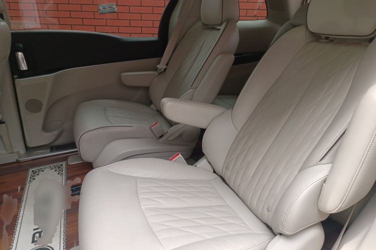 Used Buick GL8 2021 Land Cruiser Executive Class 652T Luxury Model Left Rear Seat