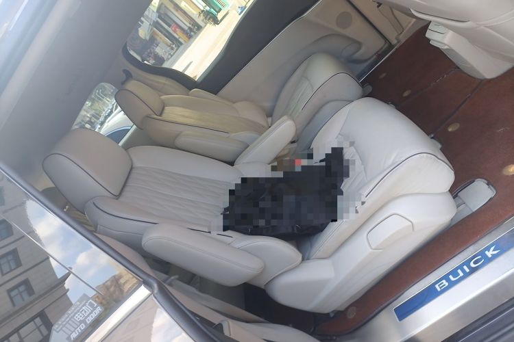 Used Buick GL8 2021 Land Cruiser Executive Class 652T Luxury Model Left Rear Seat