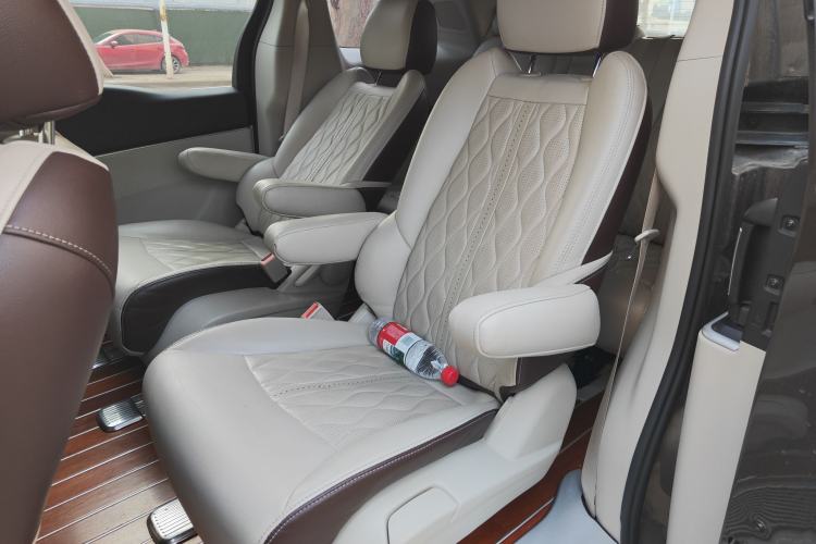 Used Buick GL8 2021 Land Cruiser Executive Class 652T Comfort Model Left Rear Seat