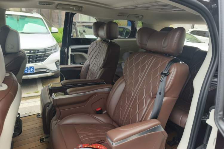 Used Buick GL8 2021 ES Landtrek 653T Comfort Edition Left Rear Seat