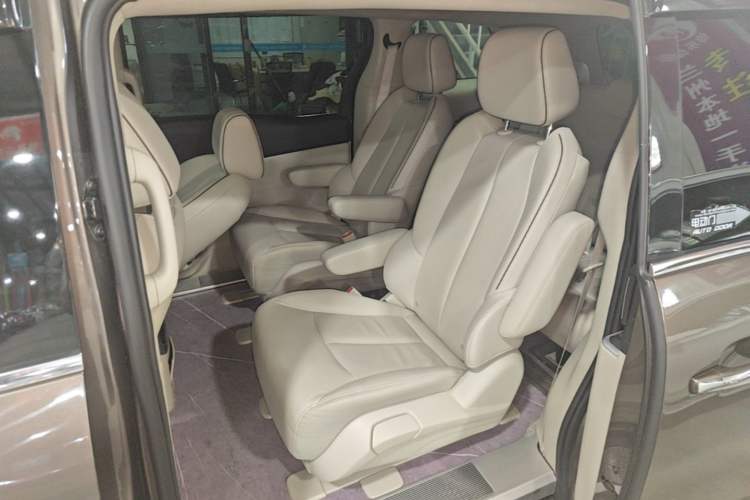 Used Buick GL8 2021 Land Cruiser Executive Class 652T Luxury Model Left Rear Seat