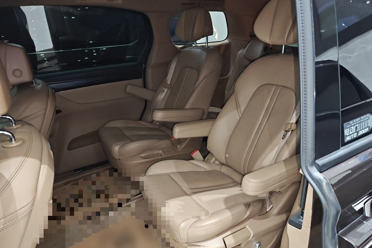 Used Buick GL8 2021 ES Land Cruiser 653T Luxury Edition Left Rear Seat