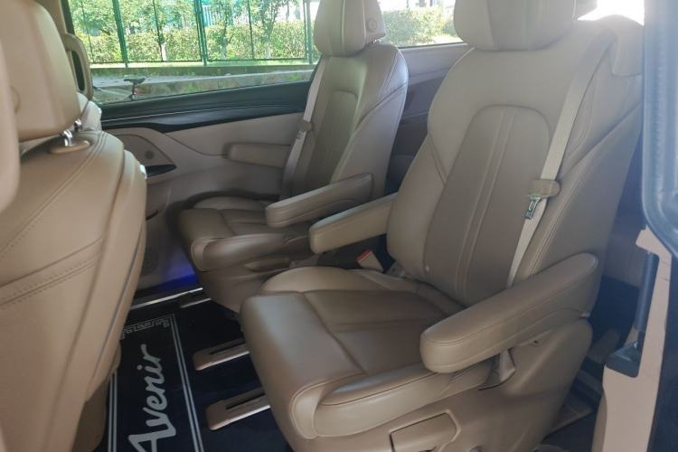 Used Buick GL8 2021 ES Land Cruiser 653T Luxury Edition Left Rear Seat