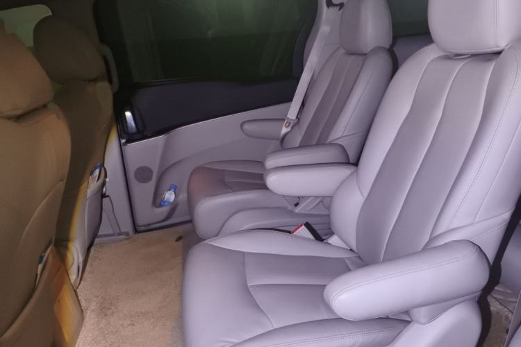 Used Buick GL8 2021 Land Cruiser Executive Class 652T Comfort Model Left Rear Seat