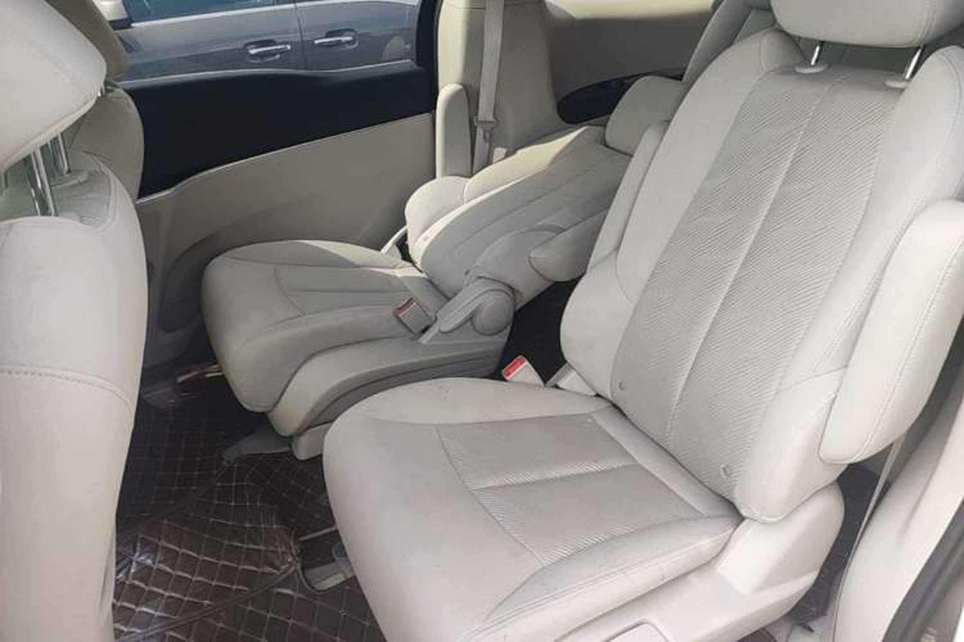 Used Buick GL8 2021 Land Cruiser Executive Class 652T Comfort Model Left Rear Seat