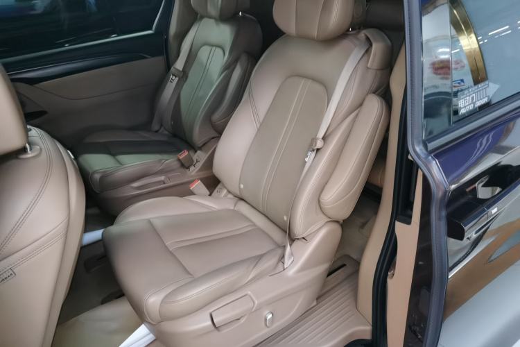 Used Buick GL8 2021 ES Land Cruiser 653T Luxury Edition Left Rear Seat