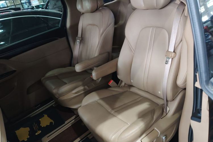 Used Buick GL8 2021 ES Land Cruiser 653T Luxury Edition Left Rear Seat