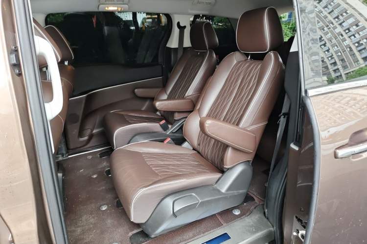 Used Buick GL8 2021 Land Cruiser Executive Class 652T Luxury Model Left Rear Seat