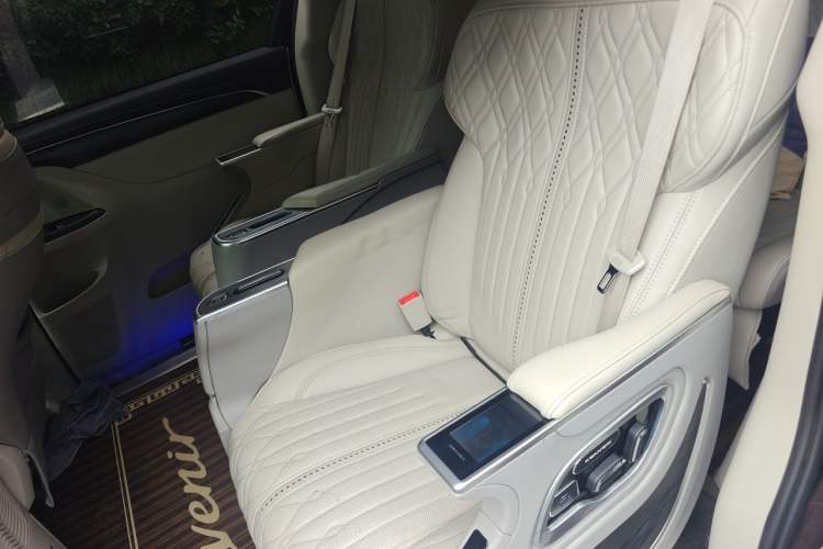 Used Buick GL8 2021 ES Landtrek 653T Comfort Edition Left Rear Seat