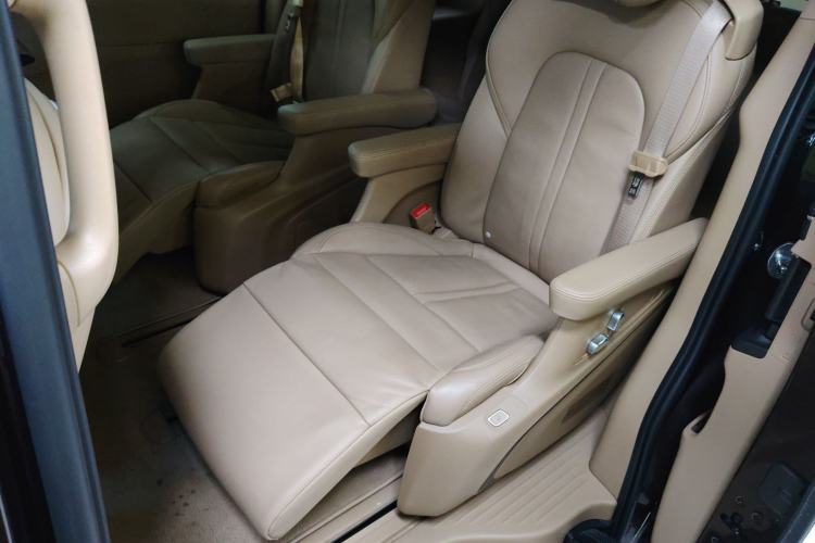 Used Buick GL8 2021 ES Landtrek 653T Luxury Model Left Rear Seat