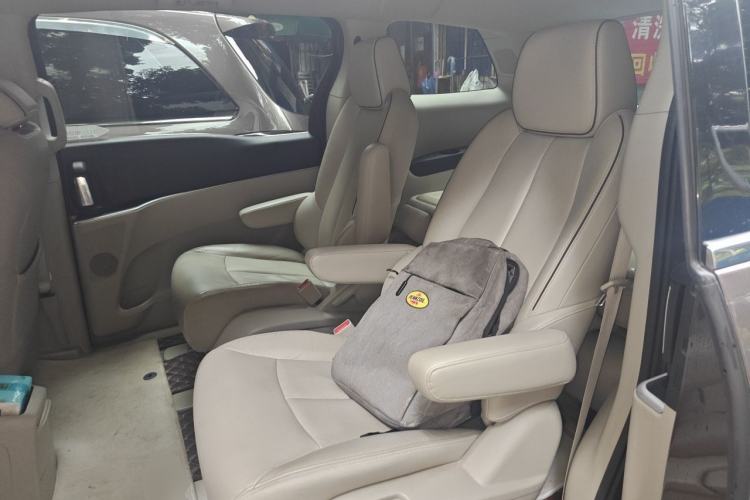 Used Buick GL8 2021 Land Cruiser Executive Class 652T Luxury Model Left Rear Seat