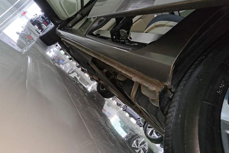 Used Buick GL8 2021 Land Cruiser Executive Class 652T Comfort Model Left Side Sill