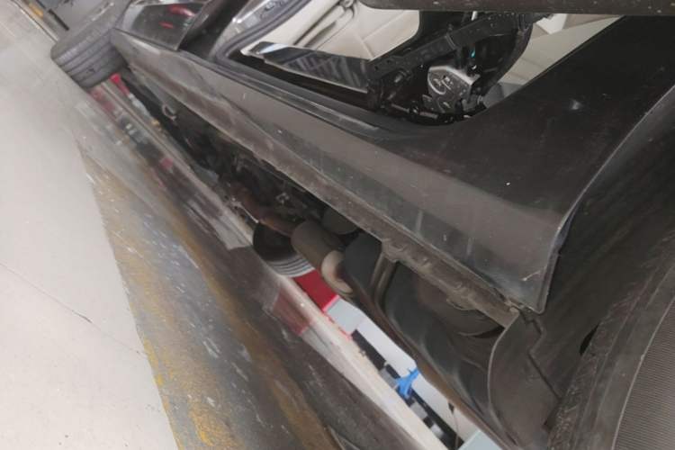 Used Buick GL8 2021 Land Cruiser Executive Class 652T Comfort Model Left Side Sill