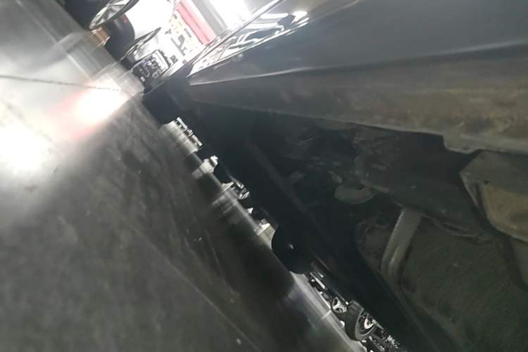 Used Buick GL8 2021 Land Cruiser Executive Class 652T Luxury Model Left Side Sill