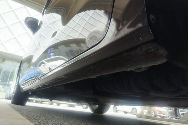 Used Buick GL8 2021 ES Landtrek 653T Luxury Model Left Side Sill
