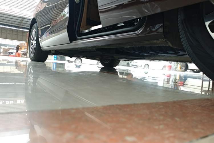 Used Buick GL8 2021 ES Land Cruiser 653T Luxury Edition Left Side Sill