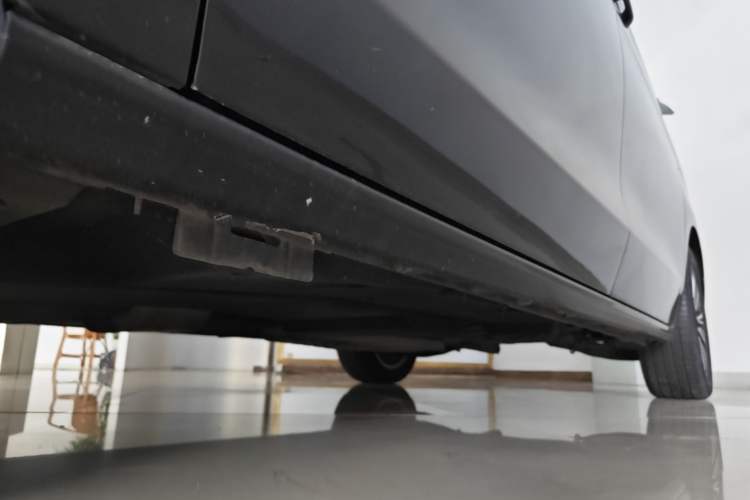 Used Buick GL8 2021 ES Landtrek 653T Luxury Model Left Side Sill