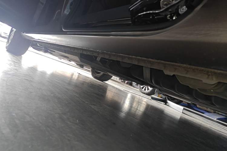 Used Buick GL8 2021 Land Cruiser Executive Class 652T Luxury Model Left Side Sill