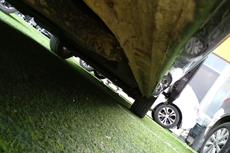 Used Buick GL8 2021 Land Cruiser Executive Class 652T Smart Luxury Model Left Side Sill