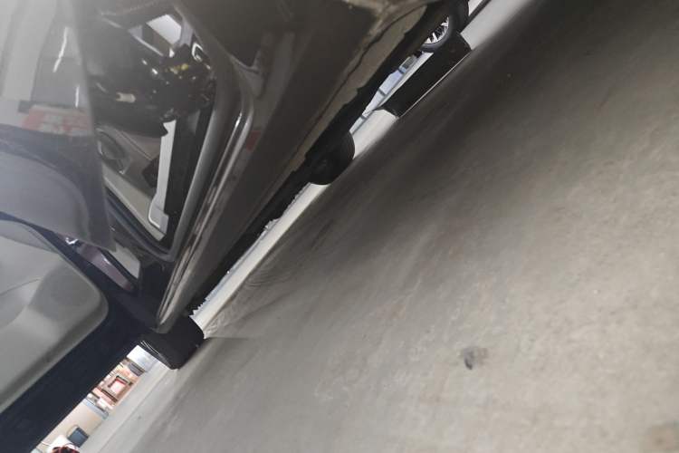Used Buick GL8 2021 ES Landtrek 653T Comfort Edition Left Side Sill