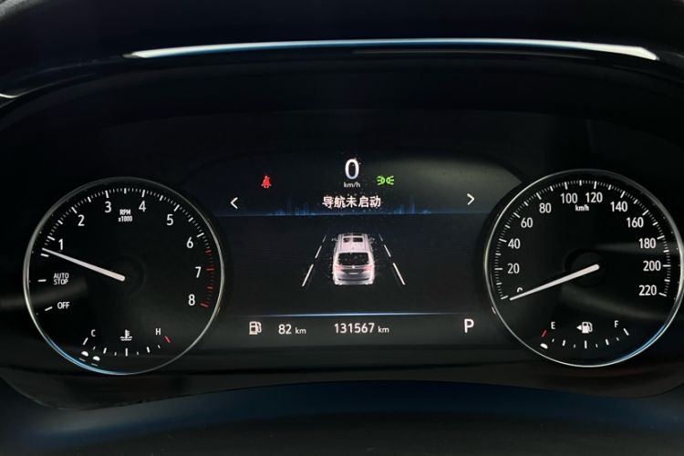Used Buick GL8 2021 Land Cruiser Executive Class 652T Luxury Model Odometer Close Up