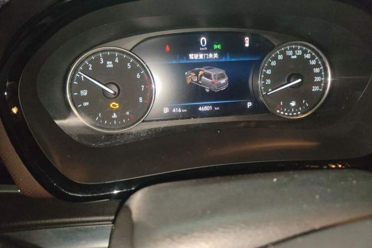 Used Buick GL8 2021 Land Cruiser Executive Class 652T Luxury Model Odometer Close Up