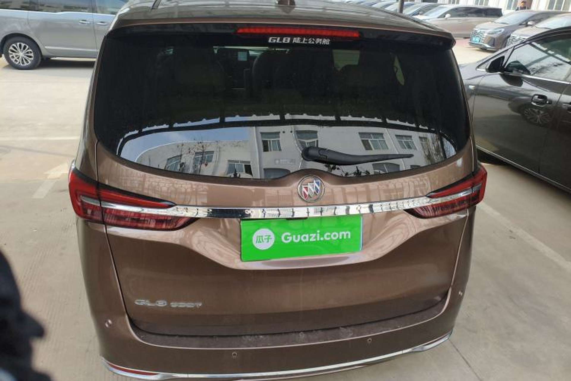 Used Buick GL8 2021 Land Cruiser Executive 652T Premium Model Rear
