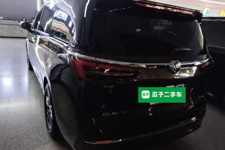 Used Buick GL8 2021 ES Land Cruiser 653T Luxury Edition Rear Left 45 Deg