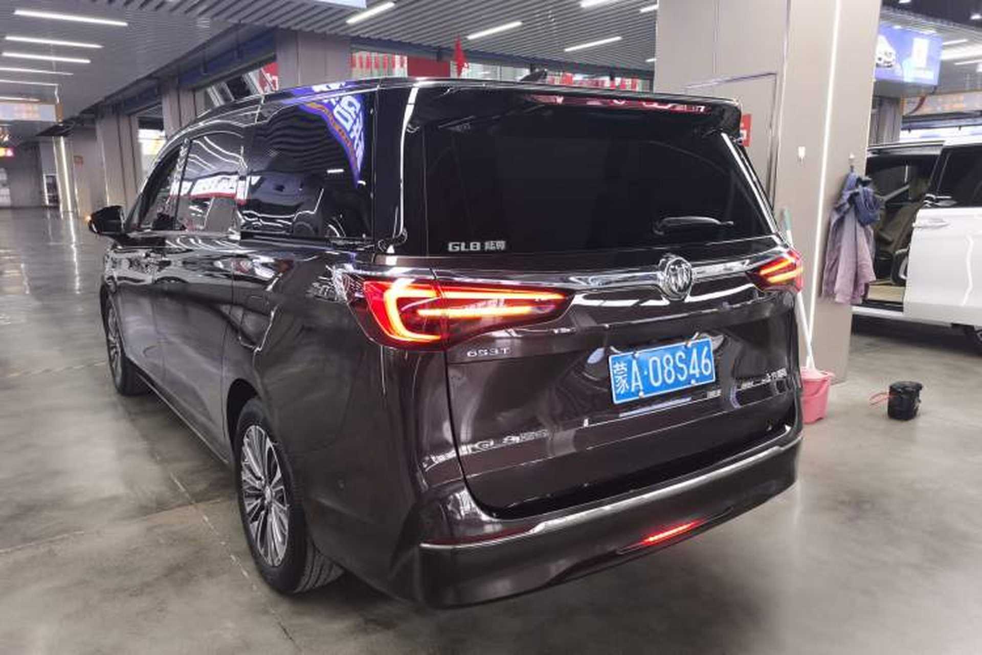 Used Buick GL8 2021 ES Landtrek 653T Luxury Model Rear Left 45 Deg