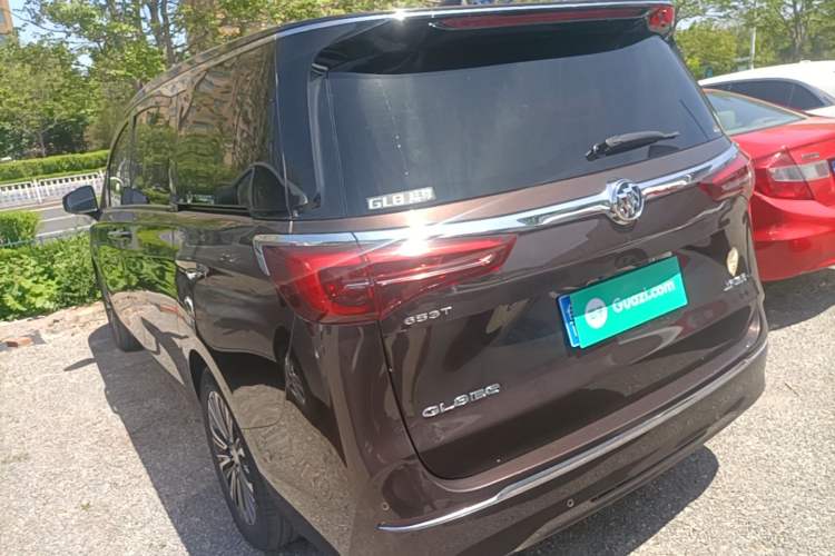 Used Buick GL8 2021 ES Landtrek 653T Luxury Model Rear Left 45 Deg