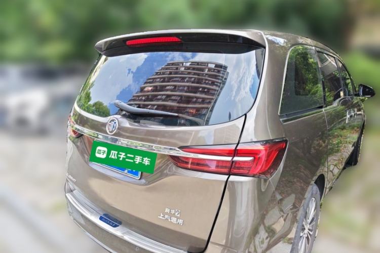 Used Buick GL8 2021 Land Cruiser Executive Class 652T Luxury Model Rear Right 45 Deg