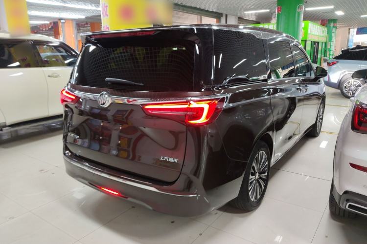Used Buick GL8 2021 ES Landtrek 653T Luxury Model Rear Right 45 Deg