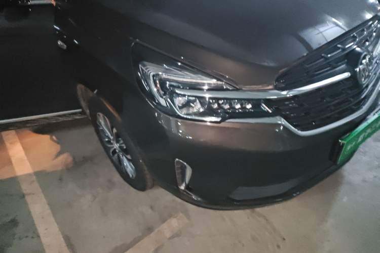 Used Buick GL8 2021 Land Cruiser Executive Class 652T Luxury Model Right Front Headlight
