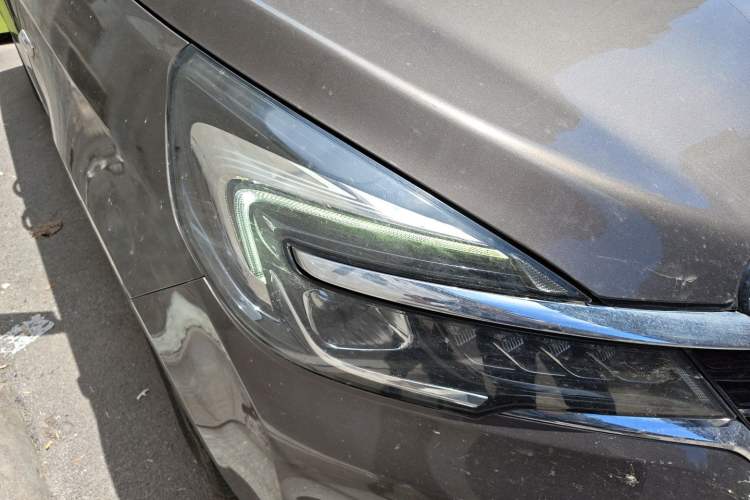 Used Buick GL8 2021 Land Cruiser Executive Class 652T Luxury Model Right Front Headlight