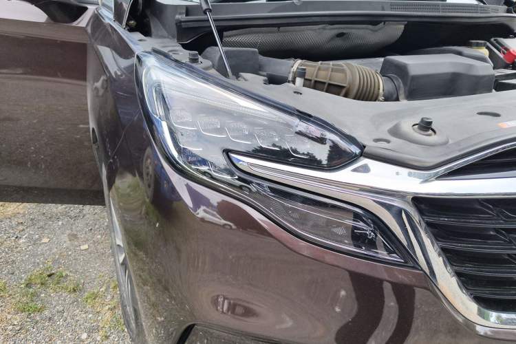 Used Buick GL8 2021 ES Landtrek 653T Comfort Edition Right Front Headlight