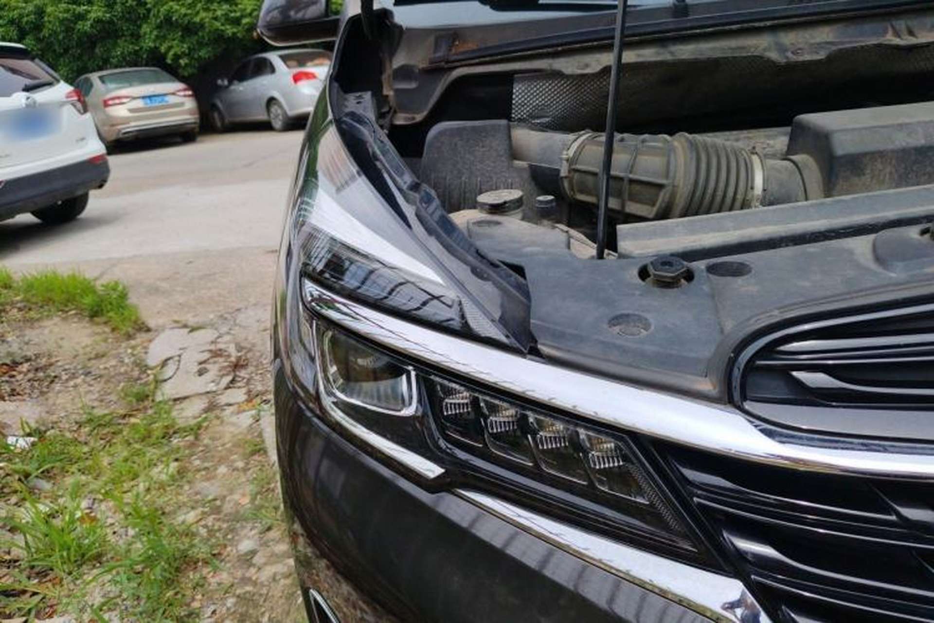 Used Buick GL8 2021 Land Cruiser Executive Class 652T Luxury Model Right Front Headlight