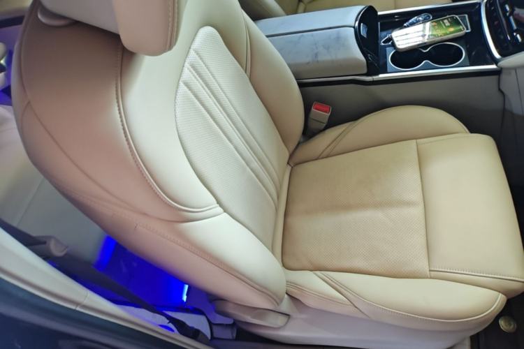 Used Buick GL8 2021 ES Landtrek 653T Comfort Edition Right Front Seat