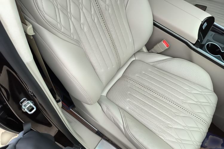 Used Buick GL8 2021 ES Landtrek 653T Comfort Edition Right Front Seat