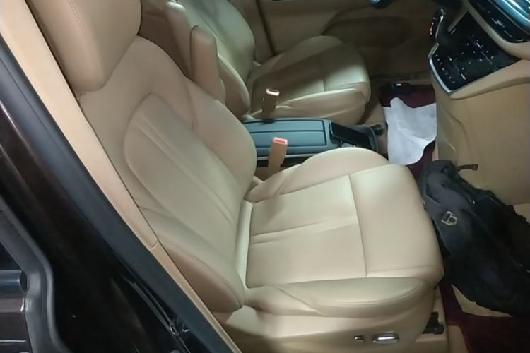 Used Buick GL8 2021 ES Land Cruiser 653T Flagship Model Right Front Seat