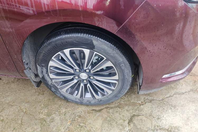 Used Buick GL8 2021 ES Landtrek 653T Luxury Model Right Front Wheel Hub