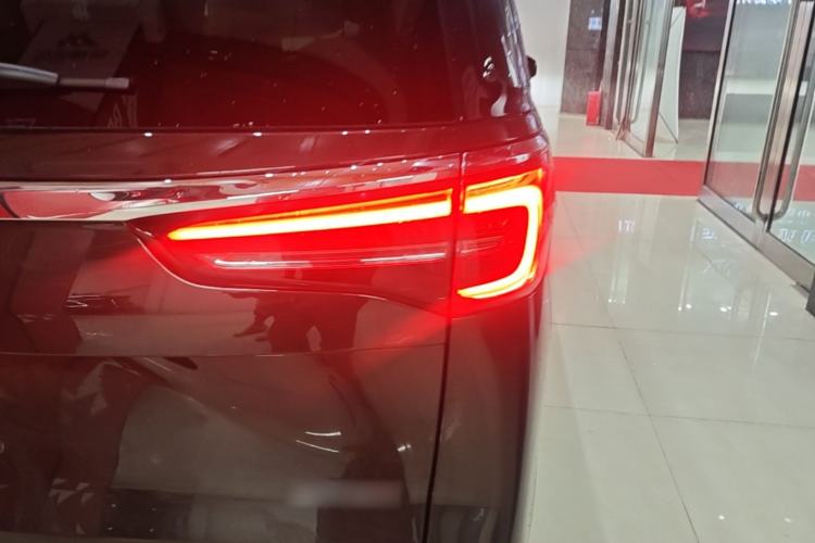 Used Buick GL8 2021 ES Landtrek 653T Luxury Model Right Rear Taillight