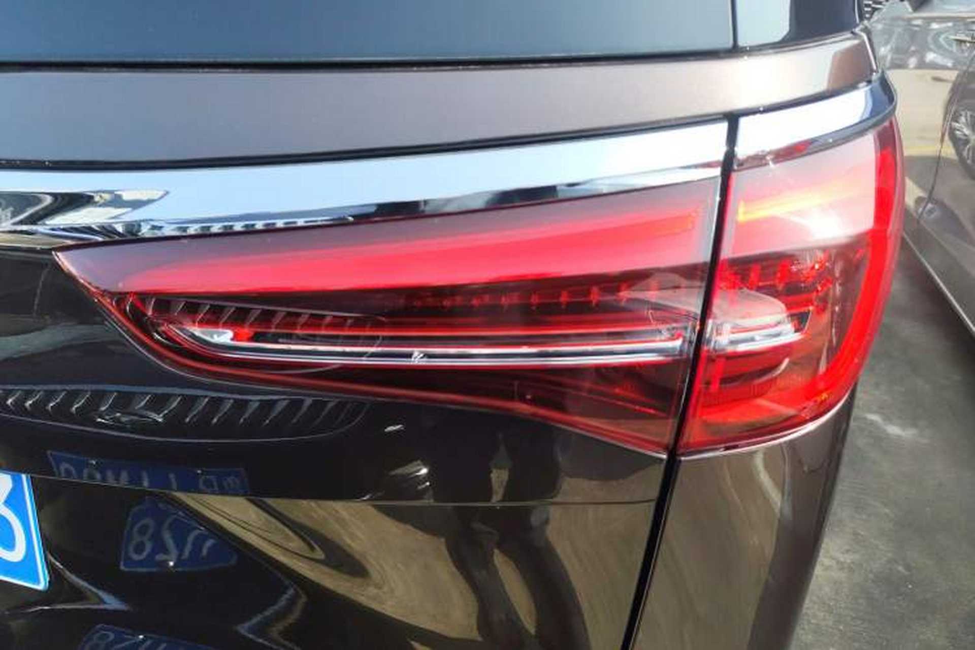 Used Buick GL8 2021 ES Land Cruiser 653T Luxury Edition Right Rear Taillight