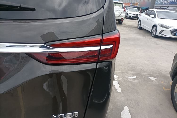 Used Buick GL8 2021 Land Cruiser Executive Class 652T Luxury Model Right Rear Taillight