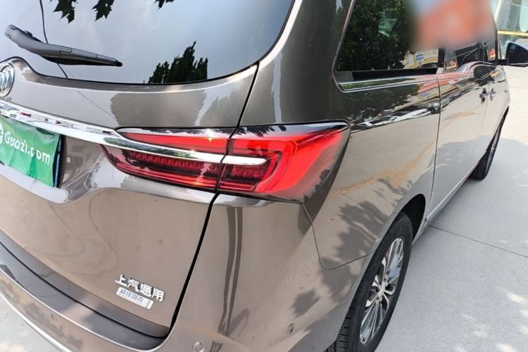 Used Buick GL8 2021 Land Cruiser Executive Class 652T Smart Luxury Model Right Rear Taillight